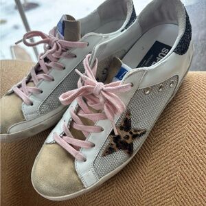 Golden Goose White Sneakers with Leopard Star and Pink Laces